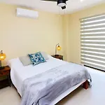 Depa A 1 Cuadra De La Playa - Flamingo 201