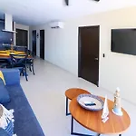 Depa A 1 Cuadra De La Playa - Flamingo 201