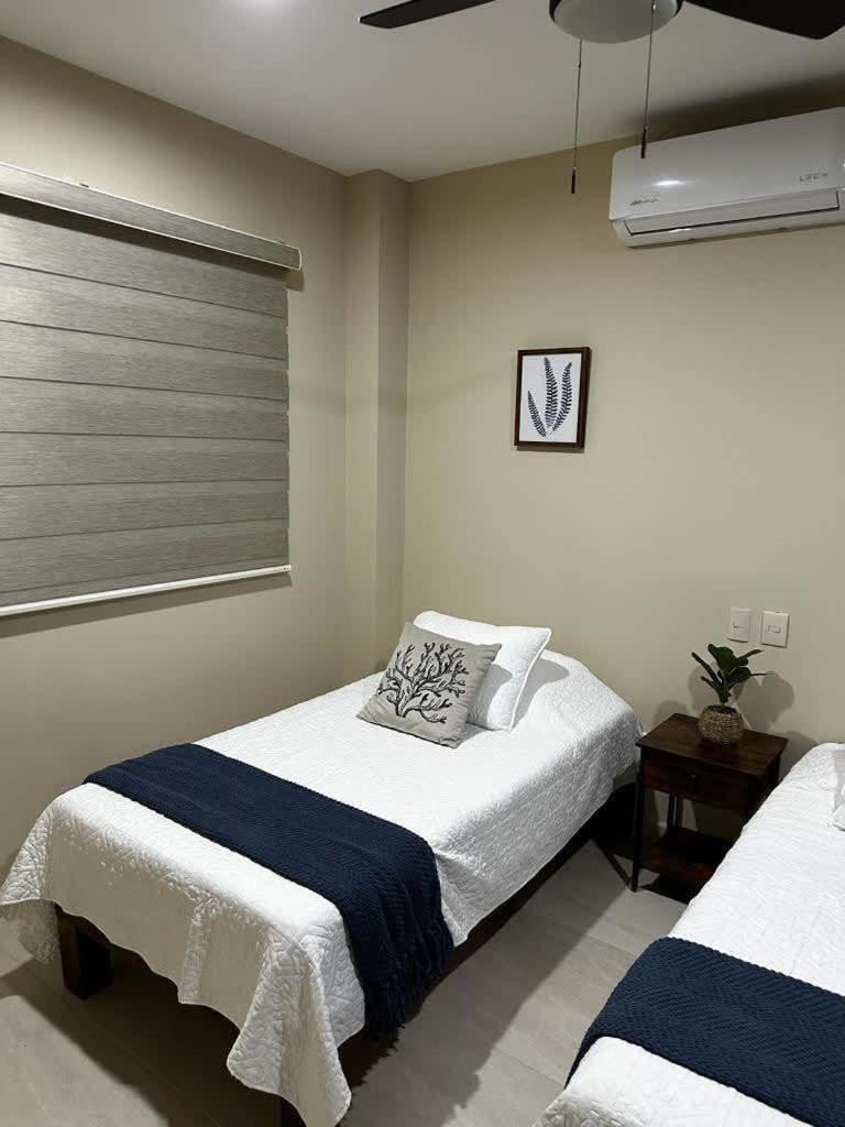 Depa A 1 Cuadra De La Playa - Flamingo 201 Apartamento